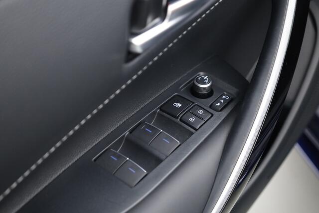 Toyota COROLLA Touring Sports 2.0 Hybrid Dynamic | Adapt. Cruise | Navi | Camera | Stoelverw. | Apple CarPlay