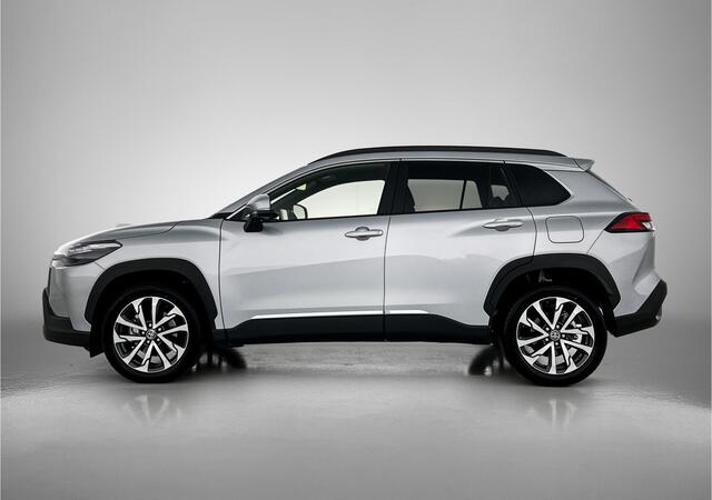 Toyota COROLLA Cross Hybrid 140 Style | Stuur en Stoelverwarming | Lederen bekleding |
