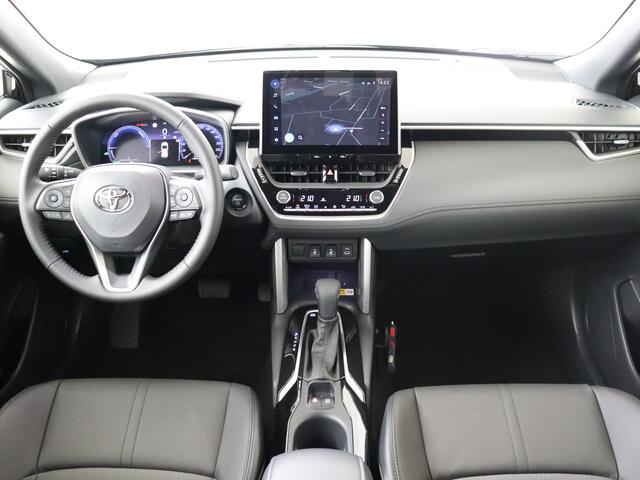 Toyota COROLLA Cross Hybrid 200 Business Plus *Demo | Treeplanken | Navigatie | Climate Control | Cruise Control-Adaptive | Dodehoek detectie | Sensoren V+A |