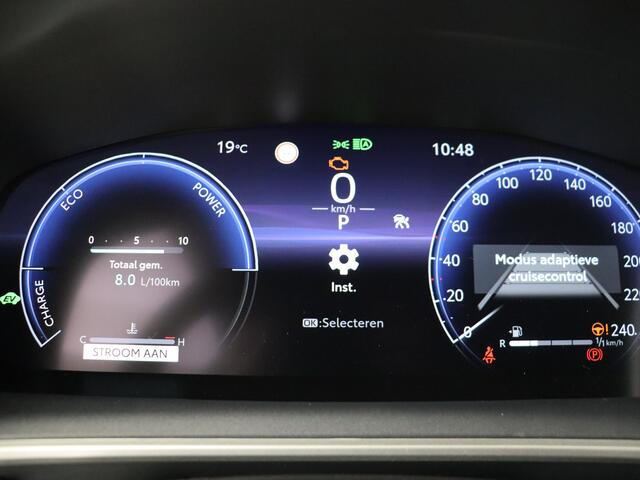 Toyota COROLLA Cross Hybrid 140 Style *demo