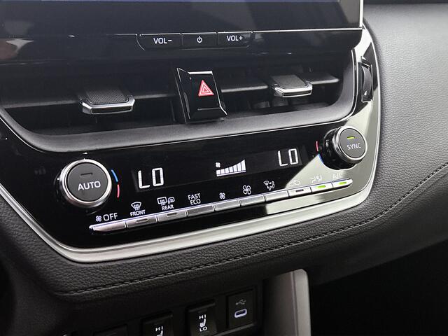 Toyota COROLLA Cross Hybrid 140 Style