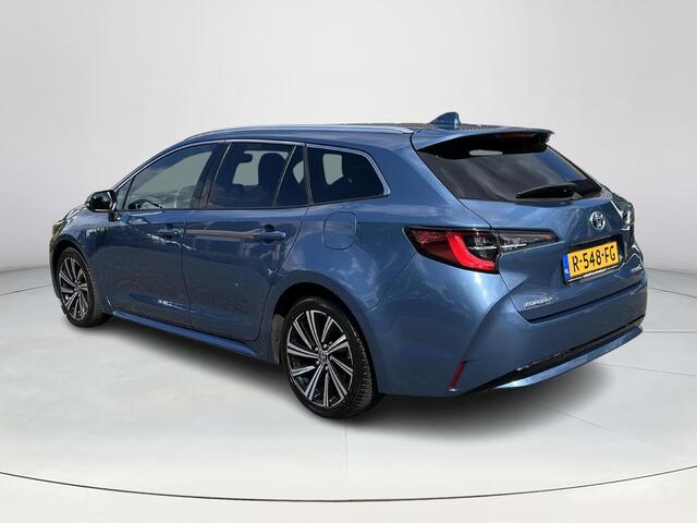 Toyota COROLLA Touring Sports 1.8 Hybrid Dynamic | Navigatie | Carplay | Stoelverwarming | 17 inch LM-velgen | Keyless entry |