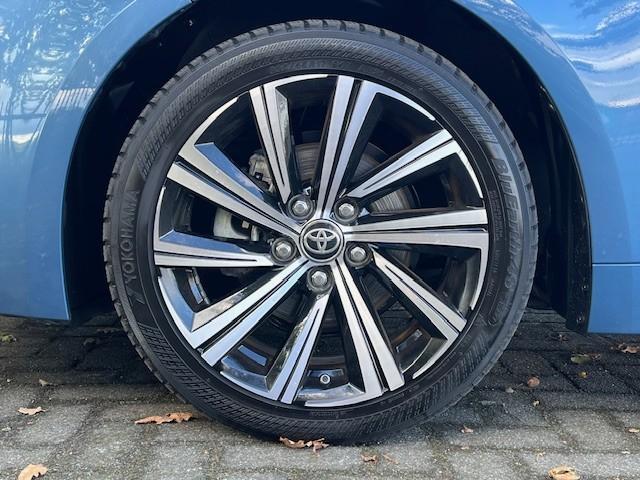 Toyota COROLLA Touring Sports 1.8 Hybrid Dynamic | Navigatie | Carplay | Stoelverwarming | 17 inch LM-velgen | Keyless entry |