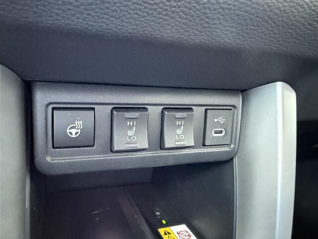 Toyota COROLLA Hybrid 140 Style | Stoel/stuurverw. | Elektr Achterklep | BlindS