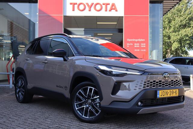 Toyota COROLLA Cross Hybrid 180 Executive , Nieuw en direct leverbaar met ¤1.500,- voordeel