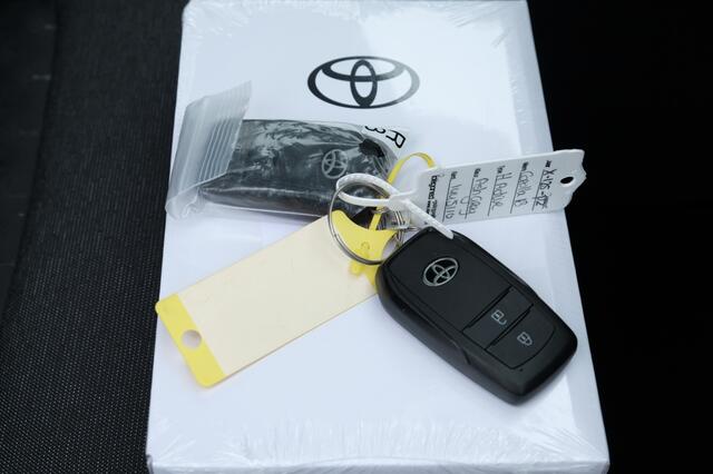 Toyota COROLLA 1.8 Hybrid Active Automaat | Apple Carplay / Android Auto | Ada