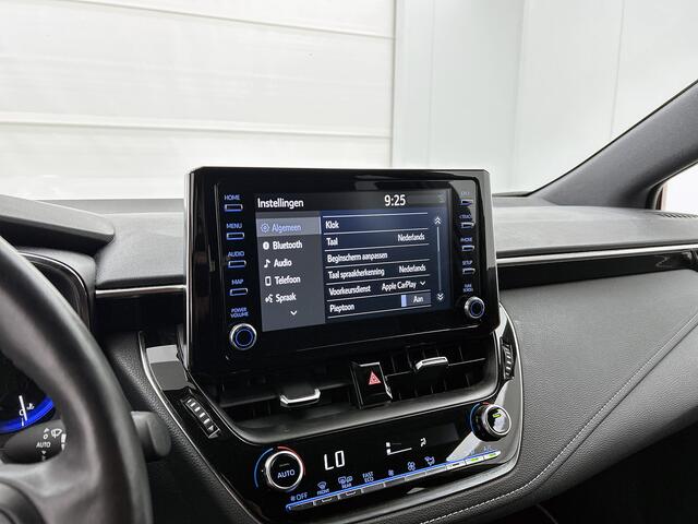 Toyota COROLLA Touring Sports 2.0 Hybrid Dynamic | Parkeersensor voor en achter | Winter pakket |