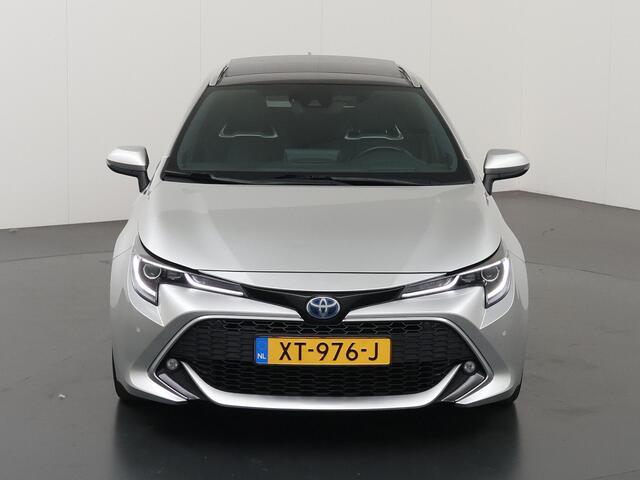 Toyota COROLLA Touring Sports 2.0 Hybrid Premium | Trekhaak | Panoramadak | Navigatie | Parkeercamera | Stoelverwarming/verkoeling | Keyless Go |