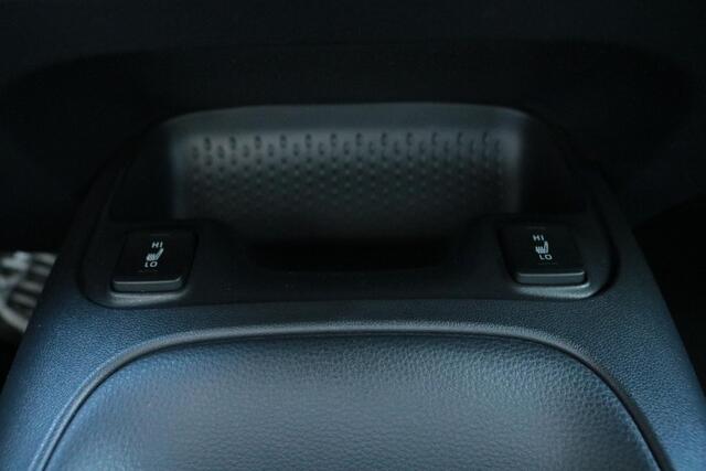 Toyota COROLLA 1.8 Hybrid Active, Stoelverwarming, Apple Carplay, Android Auto, Parkeersensoren, Keyless entry!