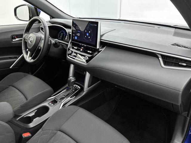 Toyota COROLLA Cross Hybrid 140 Style | Navigatie | Blind Spot | Elektrische Achterklep | Parkeersensoren voor+achter |