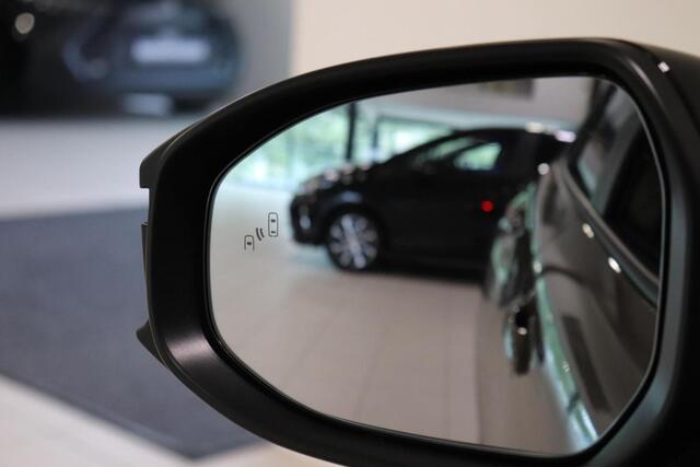 Toyota COROLLA Cross Hybrid 140 Dynamic, Apple Carplay/Android Auto, BSM, Sensoren, Stoel & Stuurverwarming!