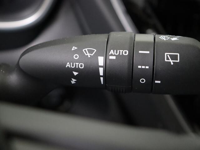 Toyota COROLLA Cross Hybrid 180 Executive | DEMO & DIRECT LEVERBAAR | JBL | Elektrische Stoel |