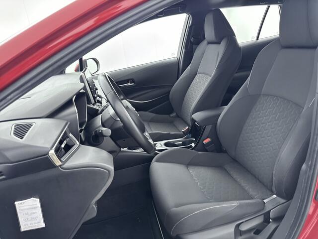 Toyota COROLLA Touring Sports 1.8 Hybrid First Edition | Parkeersensoren V+A | Apple Carplay/ Android Auto |