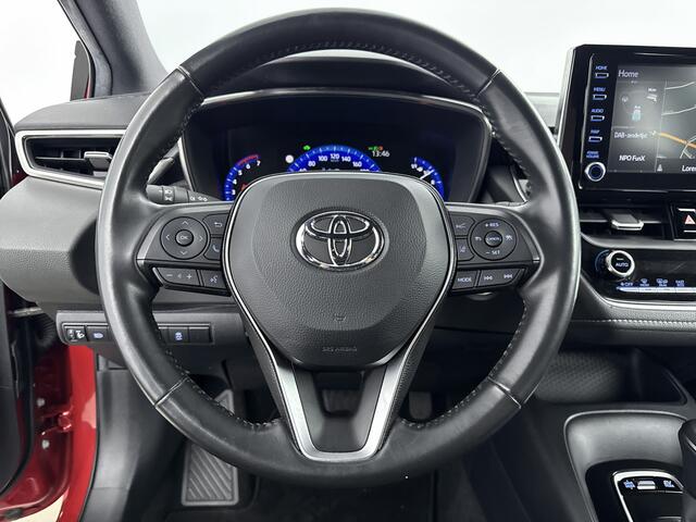 Toyota COROLLA Touring Sports 1.8 Hybrid First Edition | Parkeersensoren V+A | Apple Carplay/ Android Auto |