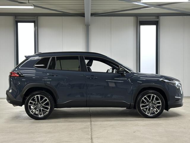 Toyota COROLLA Cross Hybrid 180 Executive | Leder | Pano | JBL | Camera |