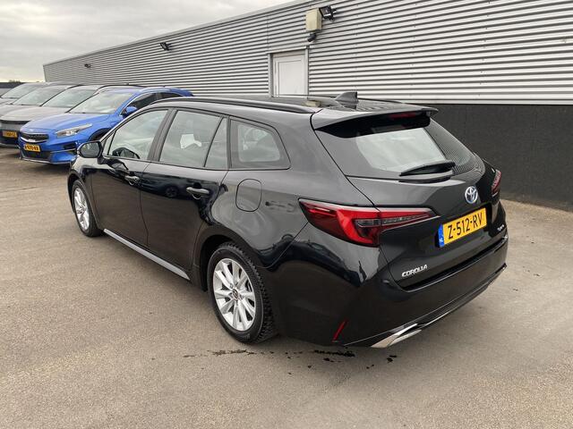 Toyota COROLLA Touring Sports Hybrid 140 Active Navigatie Apple CarPlay/Android Auto, achteruitrij camera, ruime laadruimte, adaptieve cruise control