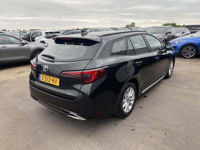 Toyota COROLLA Touring Sports Hybrid 140 Active Navigatie Apple CarPlay/Android Auto, achteruitrij camera, ruime laadruimte, adaptieve cruise control