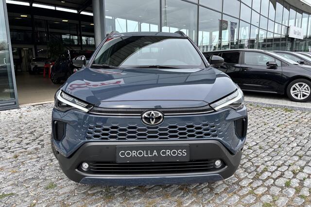 Toyota COROLLA Cross Hybrid 140 Dynamic Parkeersensoren, Soel/stuur verwarming , Dodehoek detectie, Elek. klep