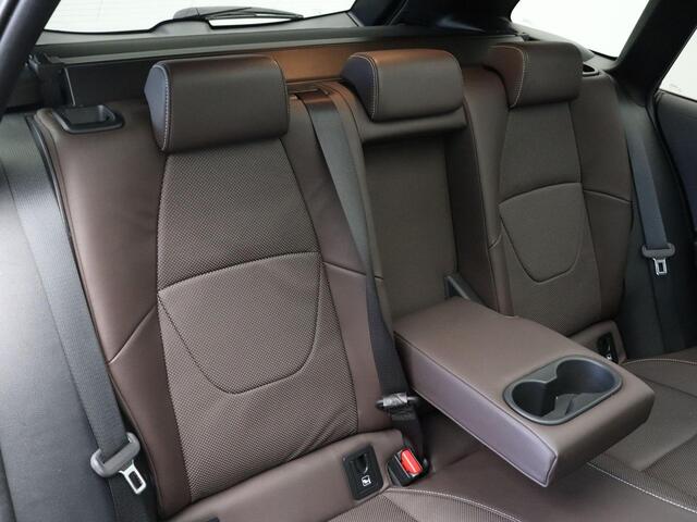 Toyota COROLLA Touring Sports 2.0 Hybrid Premium | JBL Audio | Panorama Dak | Elektrische Achterklep | Trekhaak | Head-Up Display |