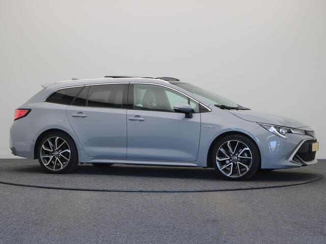 Toyota COROLLA Touring Sports 2.0 Hybrid Premium | JBL Audio | Panorama Dak | Elektrische Achterklep | Trekhaak | Head-Up Display |