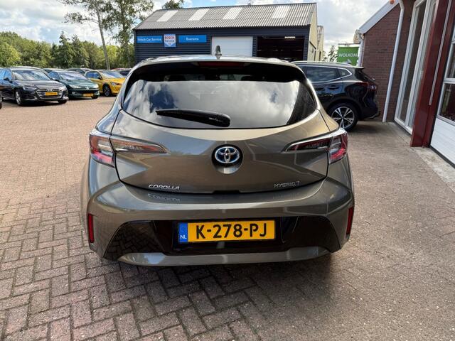 Toyota COROLLA 1.8 HYBRID DYNAMIC 5-DRS AUTOMAAT LUXE UITVOERING!