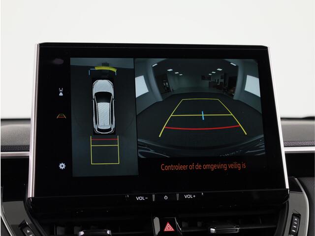 Toyota COROLLA Hybrid 180 Executive *DEMO* | JBL Premium Audio | Zwart lederen bekleding | 360° Camera |