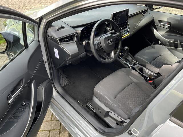 Toyota COROLLA Touring Sports 2.0 Hybrid Dynamic | CARPLAY | STOELVERW | CAMERA