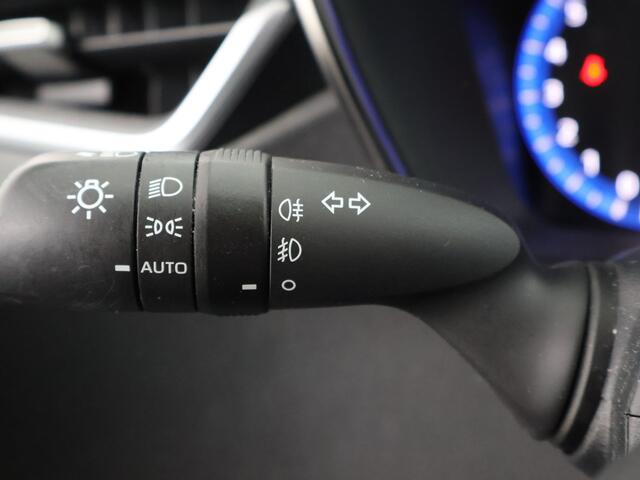 Toyota COROLLA Touring Sports 1.8 Hybrid TeamNL | Apple Carplay & Android Auto | Parkeercamera |