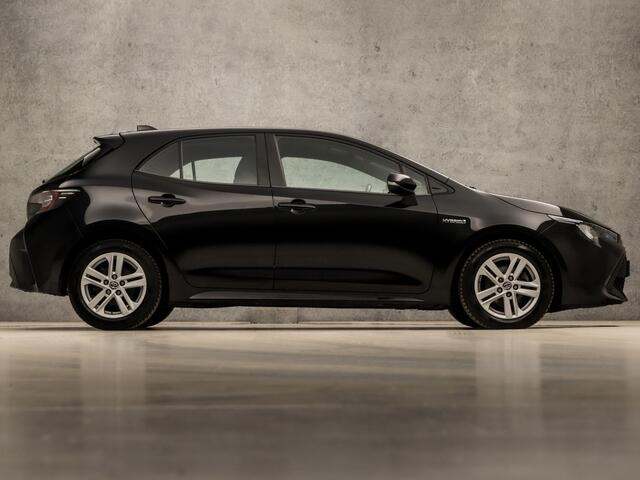 Toyota COROLLA 1.8 Hybrid Sport Automaat (APPLE CARPLAY, GROOT NAVI, CAMERA, ADAPTIVE CRUISE, SPORTSTOELEN, KEYLESS, LM VELGEN, LED KOPLAMPEN, LANE ASSIST, NIEUWSTAAT)