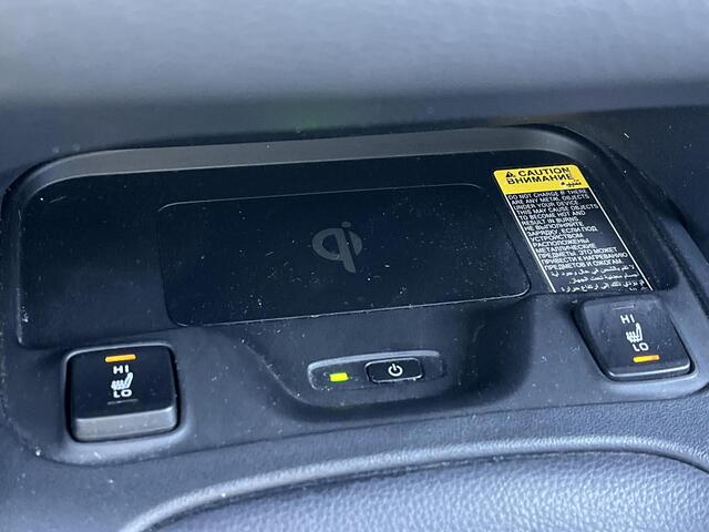 Toyota COROLLA Touring Sports 2.0 Hybrid Dynamic | Trekhaak | Dode hoek waarschuwing | Parkeersensoren | Carplay |