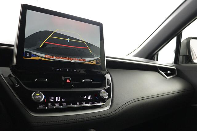 Toyota COROLLA Cross Hybrid 200 Dynamic | Apple Carplay/Android auto | Parkeer camera | Adaptieve Cruise-Control |
