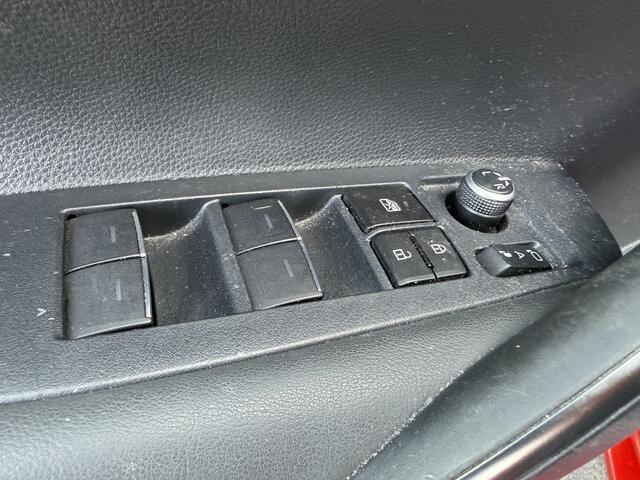 Toyota COROLLA 1.8 Hybrid Style bi-tone