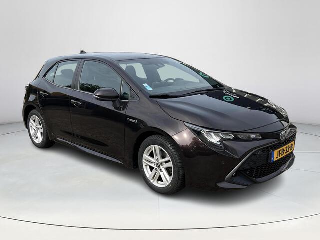 Toyota COROLLA 1.8 Hybrid Active | Parkeersensoren | Navigatiesysteem | CarPlay + Android Auto
