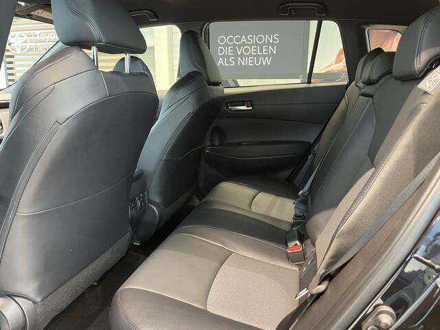 Toyota COROLLA Cross Hybrid 200 Style | Demo | 197 pk | Apple Carplay