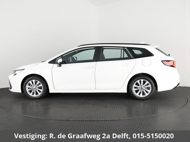 Toyota COROLLA Touring Sports Hybrid 140 Business | Stuur-/Stoelverwarming | Parkeersensoren | Apple Carplay & AndriodAUTO | Navigatie