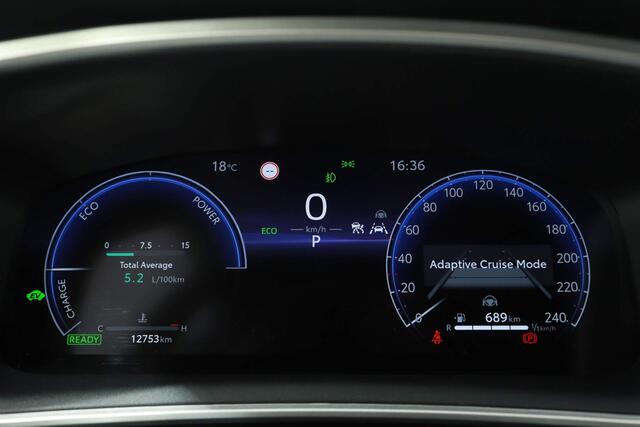 Toyota COROLLA Cross 1.8 HYBRID 140PK STYLE COMFORT | Adaptive Cruise | El. achterklep | Camera