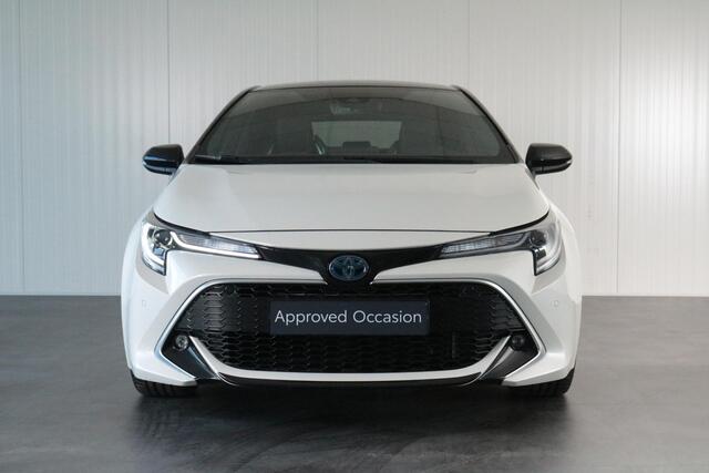 Toyota COROLLA 1.8 Hybrid Executive Bi-Tone Limited, Leder, Parkeersensoren, 18 inch LM velgen!