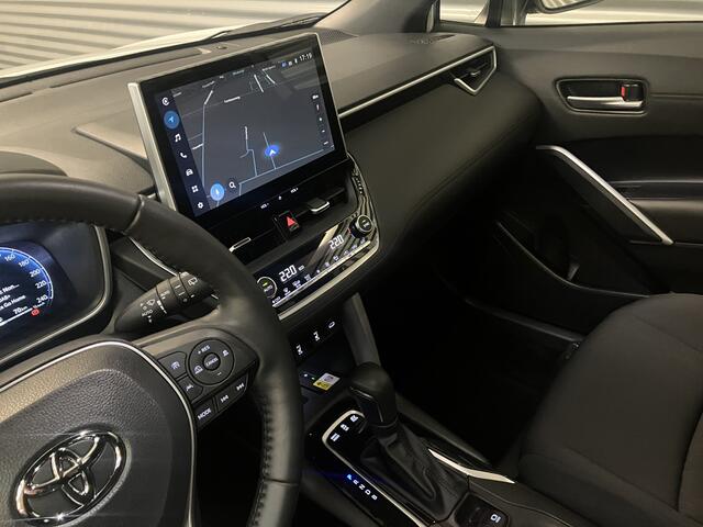 Toyota COROLLA Cross HYBRID STYLE/PDC/DODEHOEK/EL A KLEP/NAVI/LED/CARPLAY/ENZ