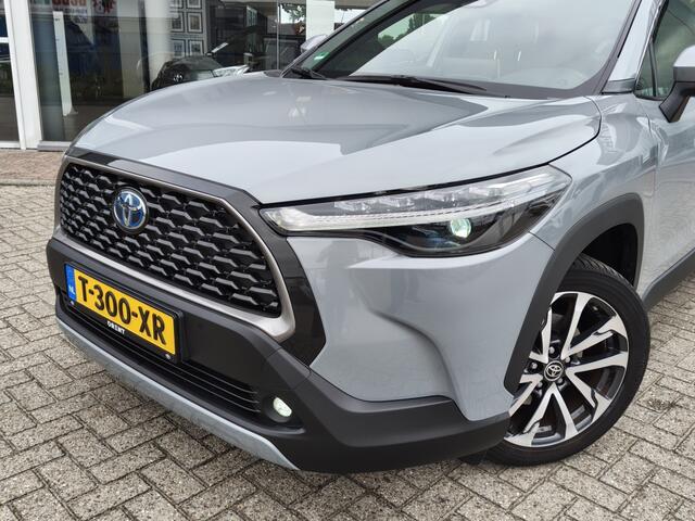 Toyota COROLLA 2.0 Hybrid 200 First Edition | All Season | Sensoren | El. Achte