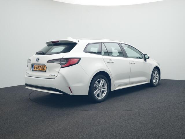 Toyota COROLLA Touring Sports 1.8 Hybrid Active | NL-Auto | Apple Carplay -/ Android Auto |