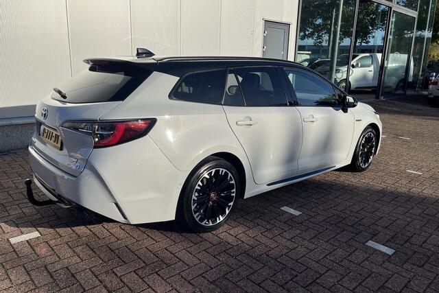 Toyota COROLLA Touring Sports 2.0 Hybrid GR-Sport