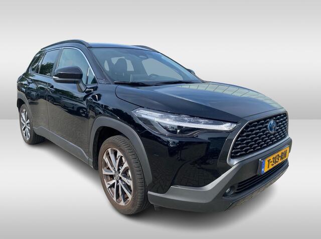 Toyota COROLLA Cross 2.0 High Power Hybrid First Edition / Trekhaak / Camera / Half leder / Keyless / 18'' / Sfeerverlichting / Stoelverwarming / Dodehoek / DAB / ACC