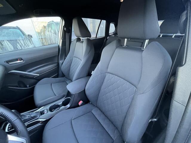 Toyota COROLLA Cross Hybrid 140 Style