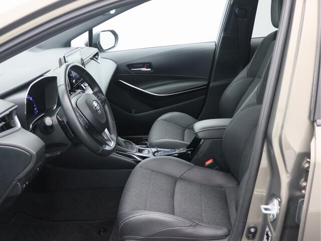 Toyota COROLLA Touring Sports 2.0 Hybrid TeamNL/ lage km/ compleet/ zeer mooi!