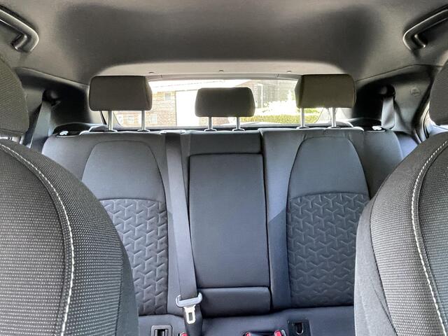 Toyota COROLLA 1.8 Hybrid Style Bearlock