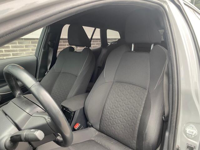 Toyota COROLLA 1.8 Hybrid Dynamic - Apple CarPlay - Achteruitrijcamera - Trekhaak