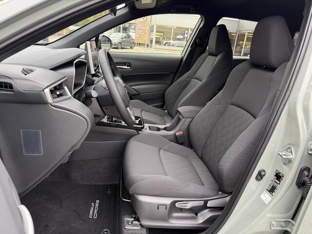 Toyota COROLLA Cross Hybrid 140 Dynamic **NIEUWE AUTO/ MJ 2025/ DIRECT LEVERBAAR**