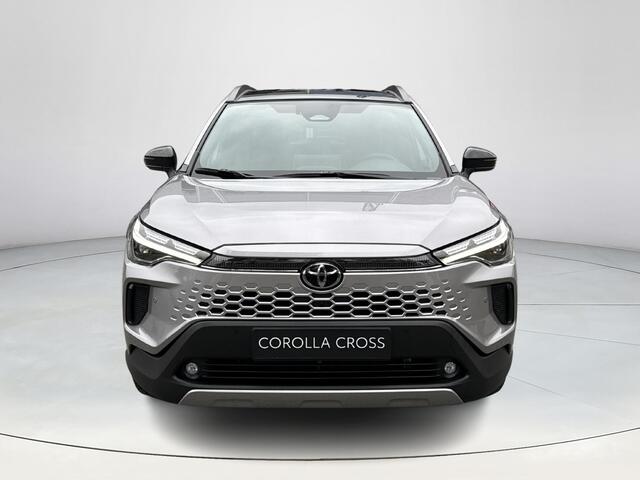 Toyota COROLLA Cross Hybrid 180 Executive **NIEUWE AUTO/ PANORAMADAK/ MJ 2025/ DIRECT LEVERBAAR**