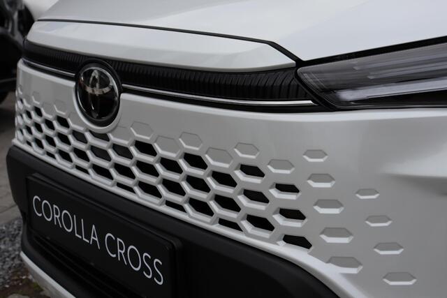 Toyota COROLLA Cross Hybrid 140 Active, Apple carplay / Android auto, Parkeersensoren, Stoelverwarming, Stuurverwarming,