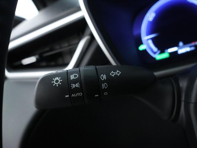 Toyota COROLLA Cross 2.0 Hybrid First Edition | Navigatie | Stoelverwarming |